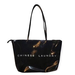 ❤️Chinese Laundry Patent Zip Tote Bag
